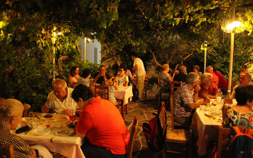 Εστιατόριο Λεμπέσης στον Αρτεμώνα της Σίφνου